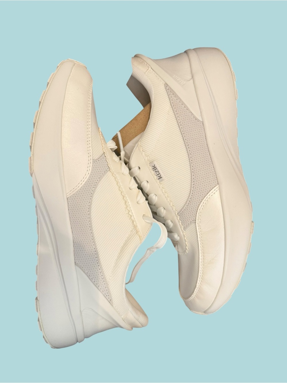 Kizik Paris White Sneakers with Gray Accent Size 9